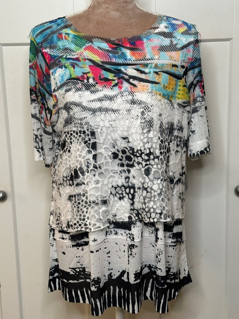 ali miles Layered Blouse, Mesh Detail, Multi-Colored, Sz L, NWT
